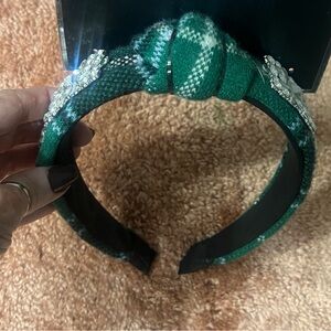 Green Knotted Headband with Rhinestone Accents💎💚